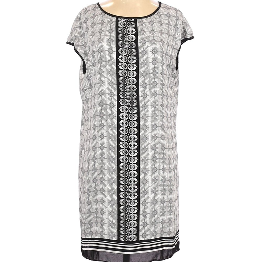 Max Studio Casual Geometric Pattern Black and White Dress Size Small EUC